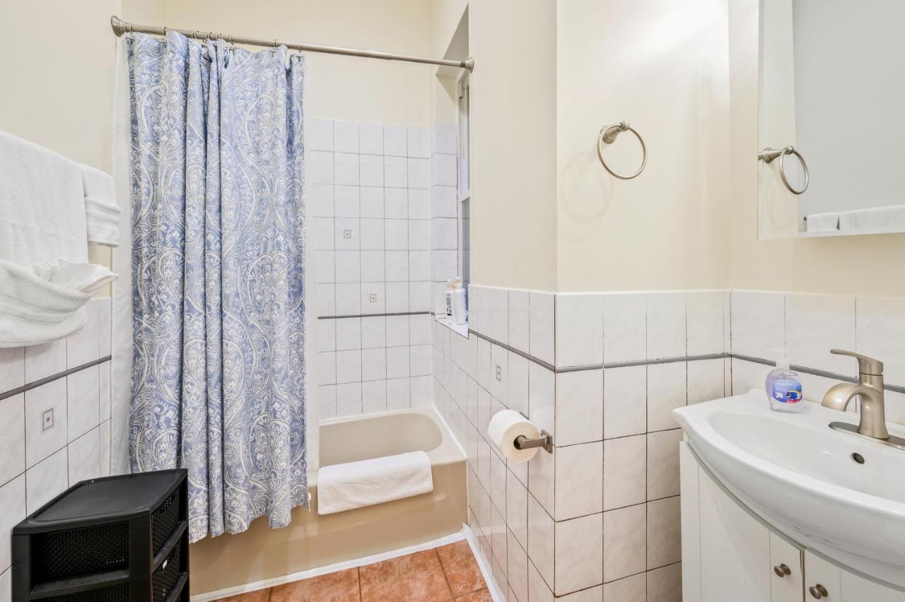 Lincoln Park Gem Apartment Chicago Bagian luar foto